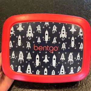 Bentgo snack container